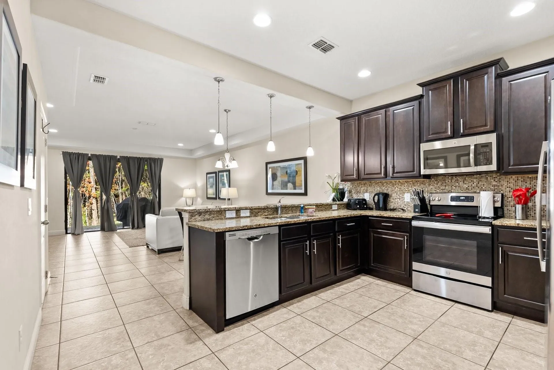 8203 Roseville Boulevard Davenport FL 33896