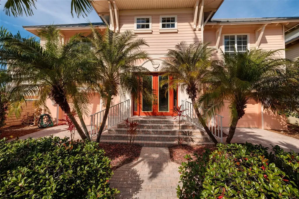 102 Wimbledon Court Redington Shores FL 33708