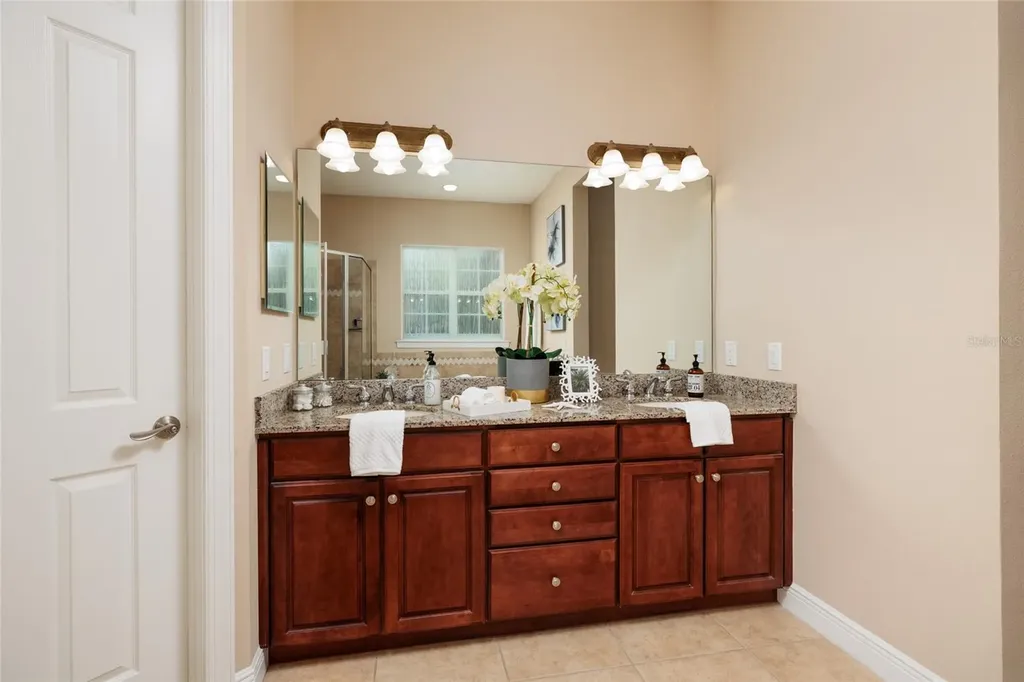102 Wimbledon Court Redington Shores FL 33708
