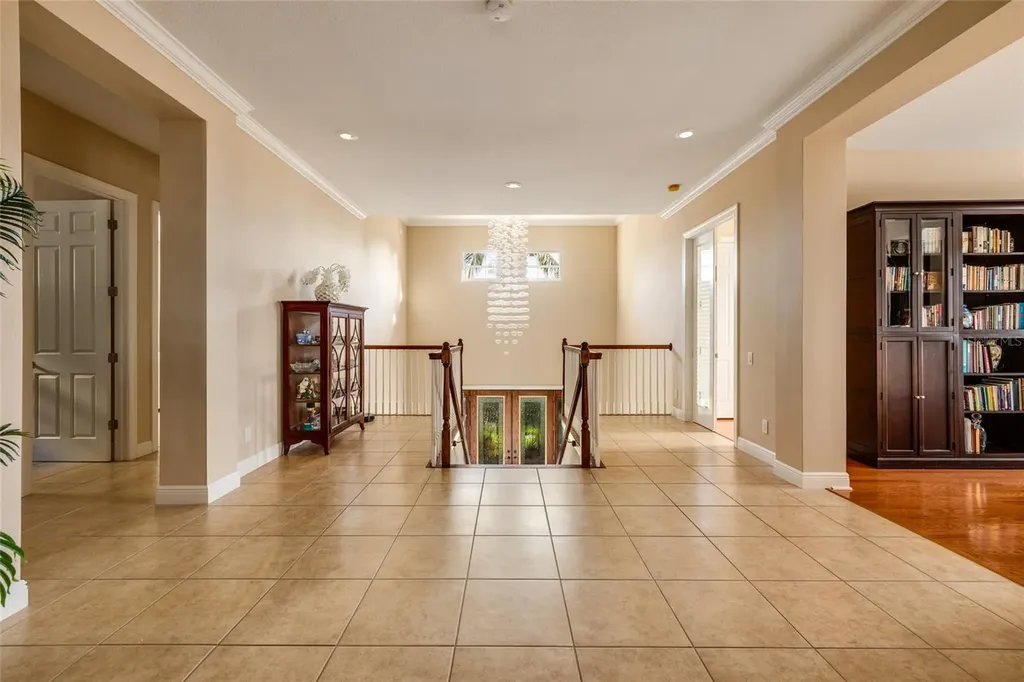 102 Wimbledon Court Redington Shores FL 33708