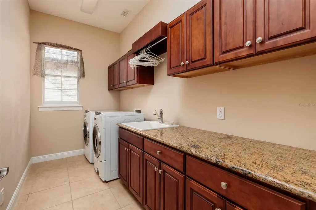 102 Wimbledon Court Redington Shores FL 33708