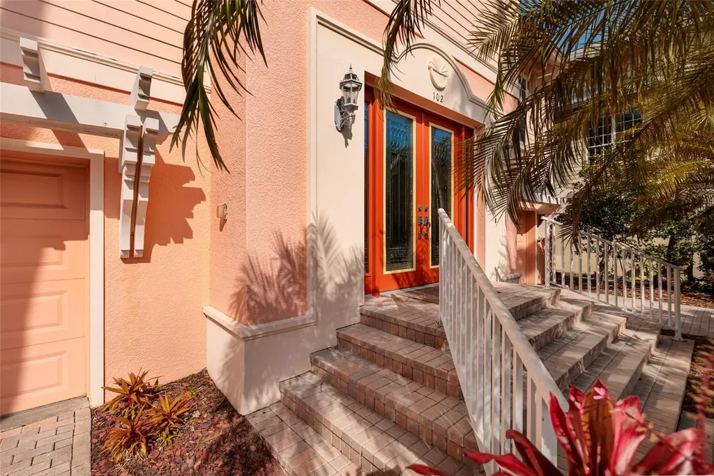 102 Wimbledon Court Redington Shores FL 33708