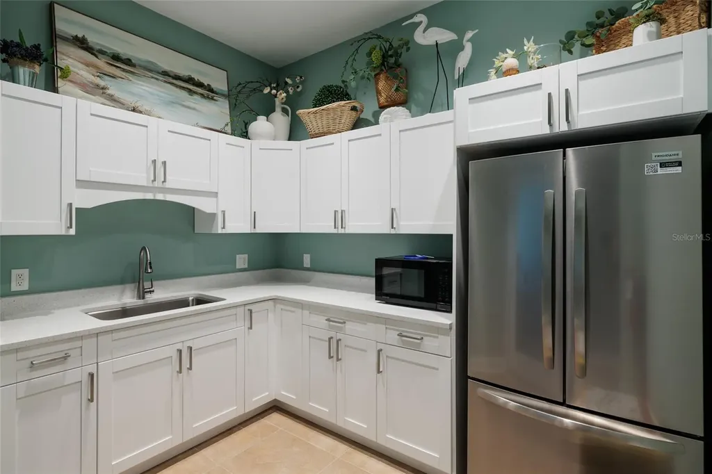 102 Wimbledon Court Redington Shores FL 33708