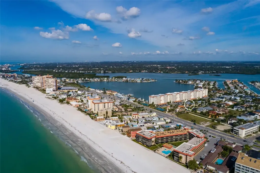 102 Wimbledon Court Redington Shores FL 33708