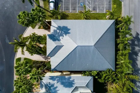 102 Wimbledon Court Redington Shores FL 33708