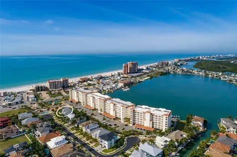 102 Wimbledon Court Redington Shores FL 33708