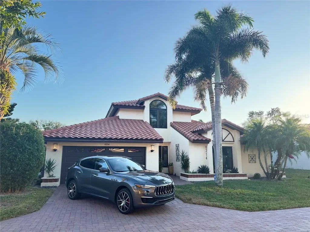 8214 Rolla Court Orlando FL 32836