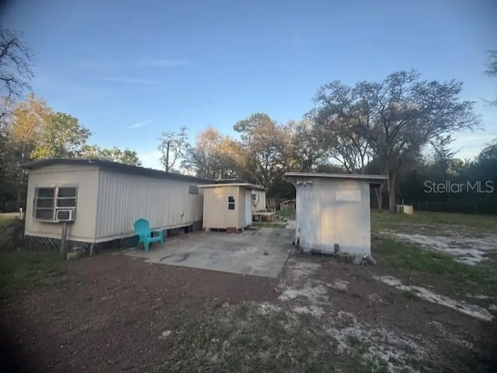 4639 Cr 690 Webster FL 33597
