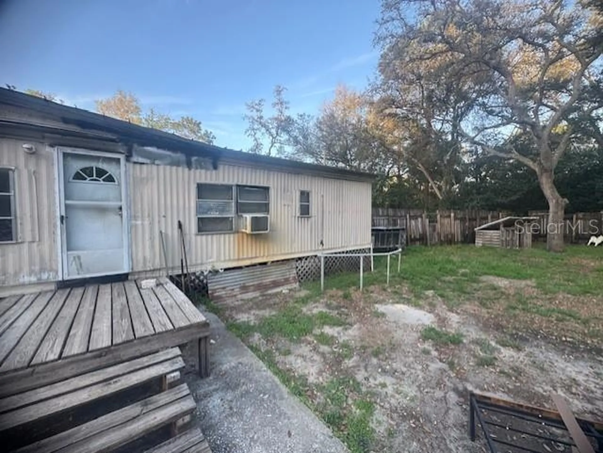 4639 Cr 690 Webster FL 33597