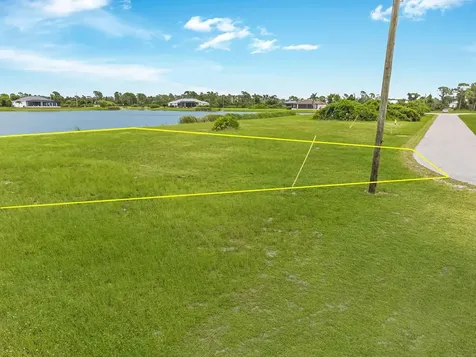 24 Windward Lane Placida FL 33946