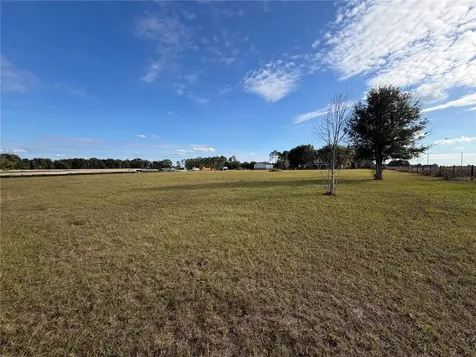 Dade City FL 33525