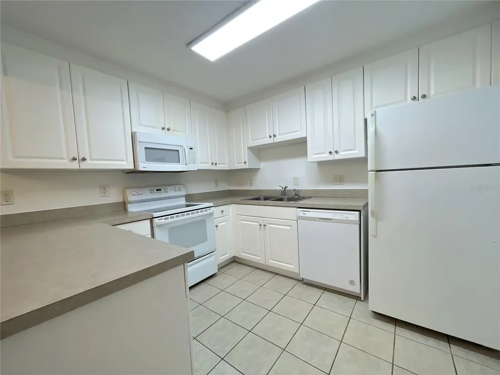 501 SW 75th Street Gainesville FL 32607