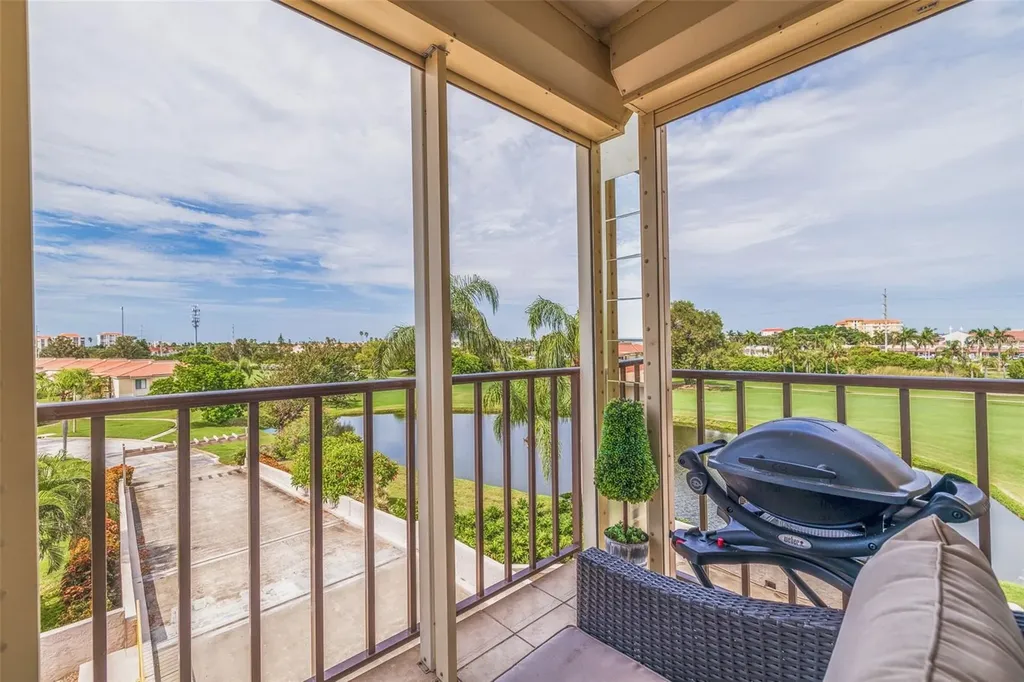 6104 Palma Del Mar Boulevard S St Petersburg FL 33715