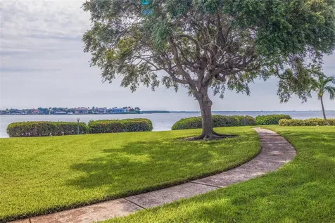 6104 Palma Del Mar Boulevard S St Petersburg FL 33715