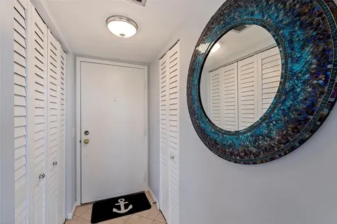 6104 Palma Del Mar Boulevard S St Petersburg FL 33715