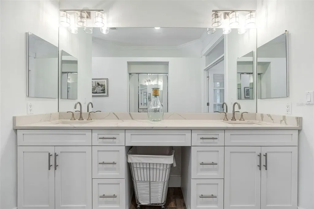 4575 Satinleaf Lane Sarasota FL 34241