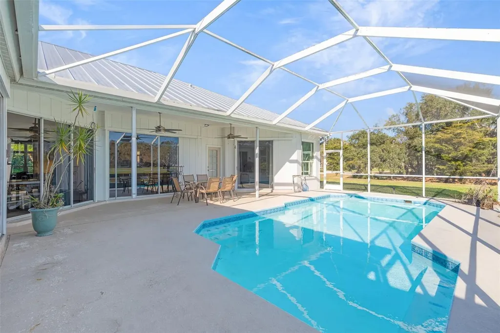 4575 Satinleaf Lane Sarasota FL 34241