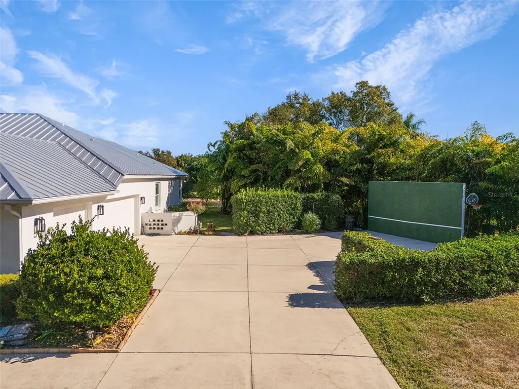 4575 Satinleaf Lane Sarasota FL 34241