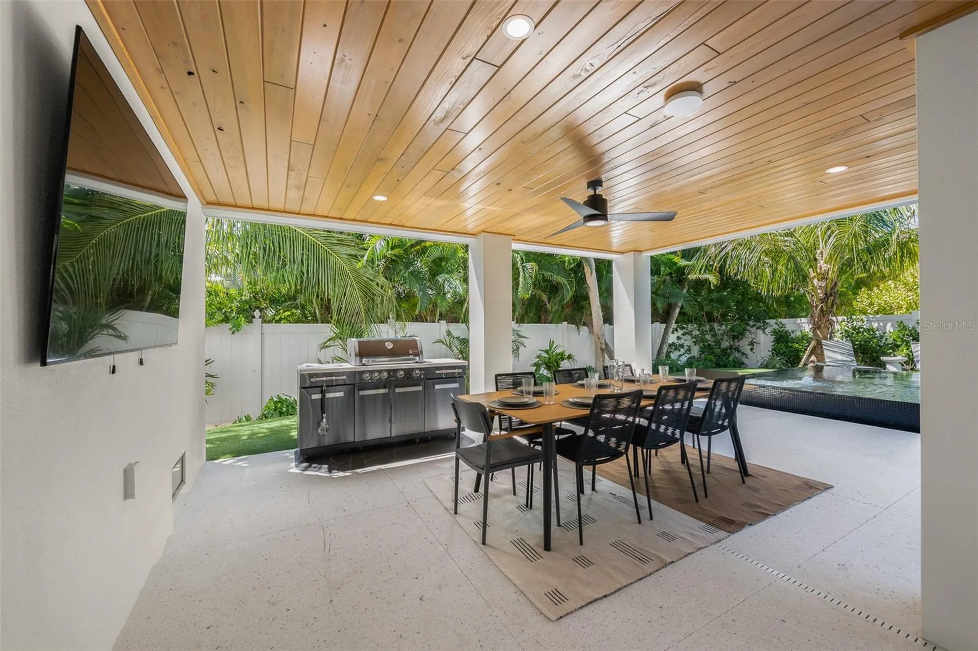 5612 Guava Street Holmes Beach FL 34217