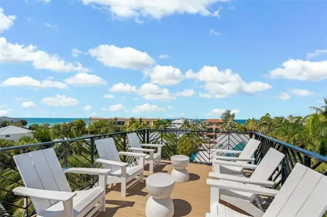 5612 Guava Street Holmes Beach FL 34217