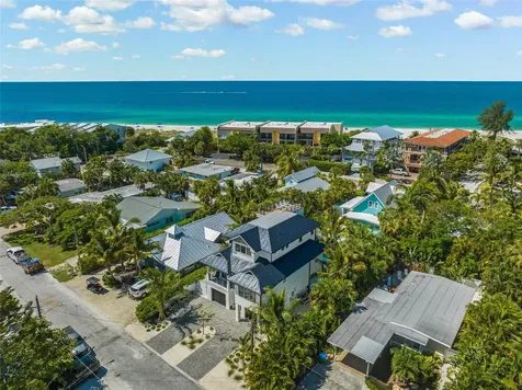 5612 Guava Street Holmes Beach FL 34217