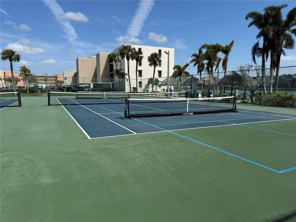 7465 Bay Island Drive S South Pasadena FL 33707