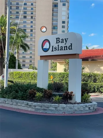 7465 Bay Island Drive S South Pasadena FL 33707