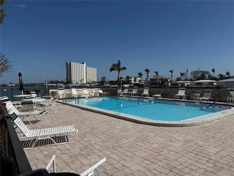 7465 Bay Island Drive S South Pasadena FL 33707