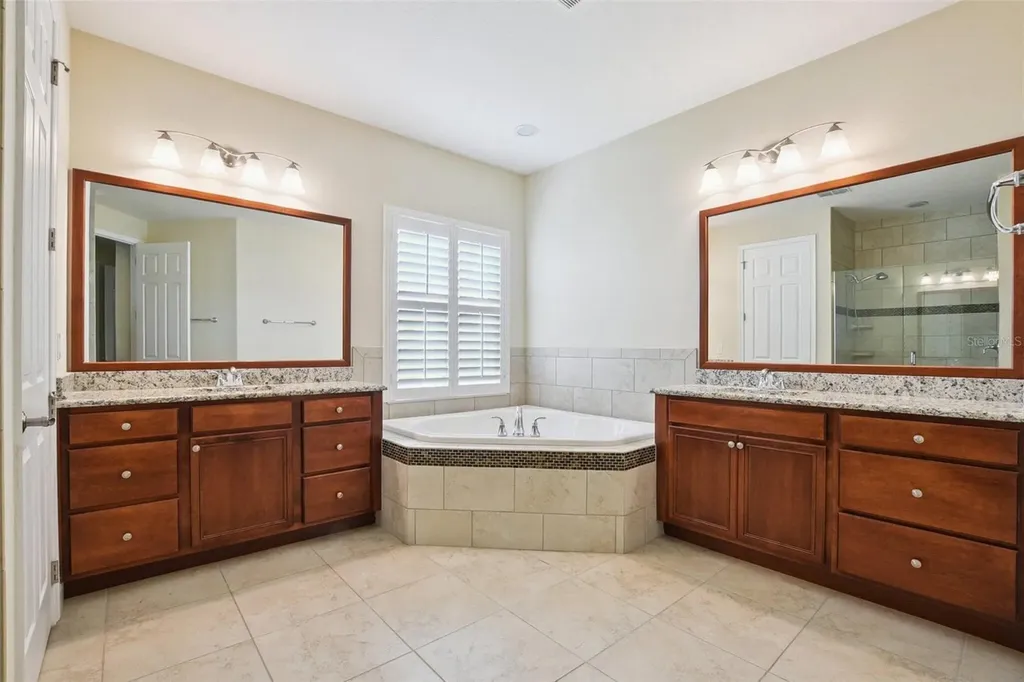 18229 Bellezza Drive Orlando FL 32820