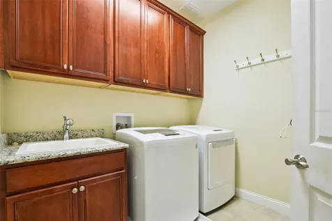 18229 Bellezza Drive Orlando FL 32820