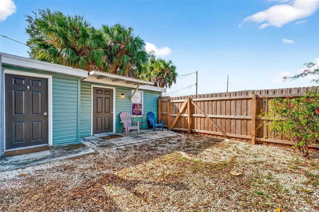 4496 Star Street N St Petersburg FL 33709