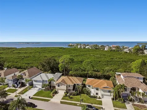 1059 S Pointe Alexis Drive Tarpon Springs FL 34689
