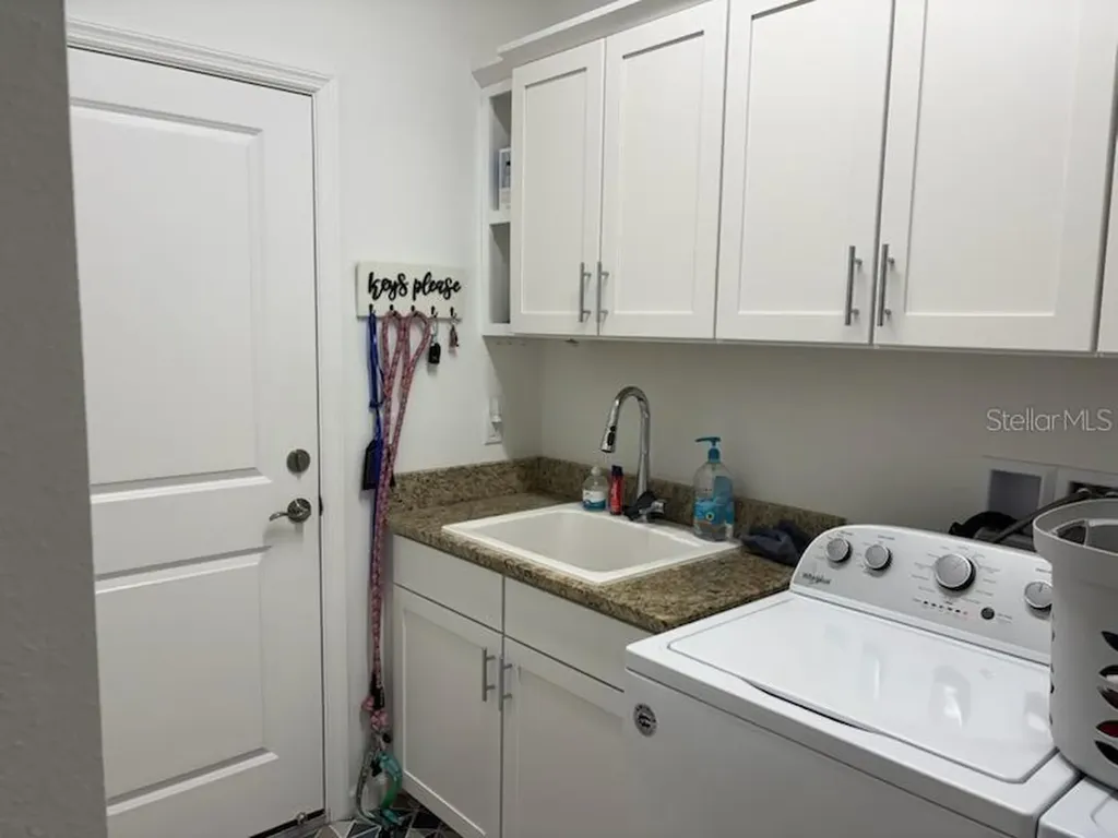 562 Landshark Boulevard Daytona Beach FL 32124