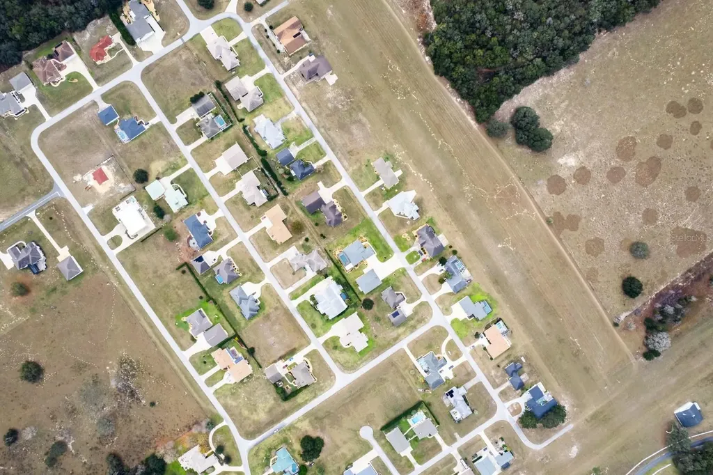 17520 SE 159th Terrace Weirsdale FL 32195