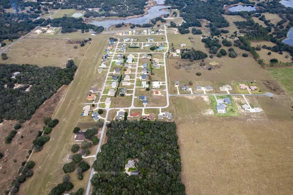 17520 SE 159th Terrace Weirsdale FL 32195