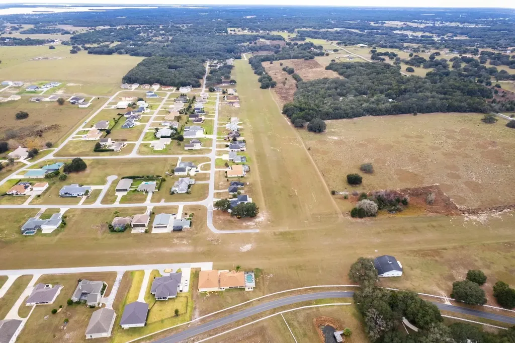 17520 SE 159th Terrace Weirsdale FL 32195