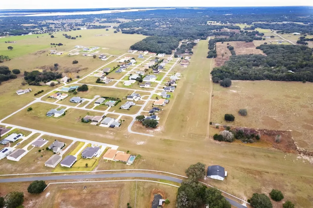 17520 SE 159th Terrace Weirsdale FL 32195