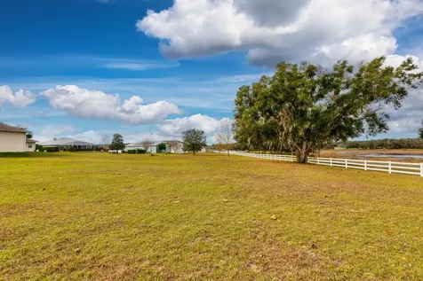 17520 SE 159th Terrace Weirsdale FL 32195