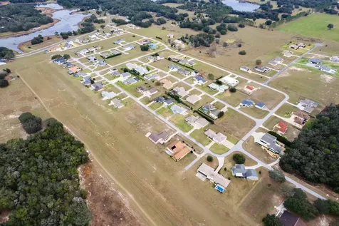 17520 SE 159th Terrace Weirsdale FL 32195