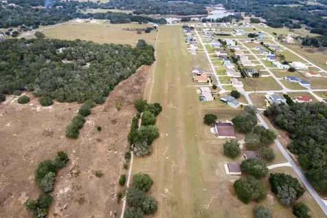 17520 SE 159th Terrace Weirsdale FL 32195
