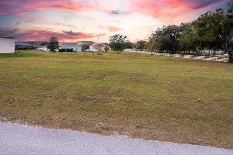 17520 SE 159th Terrace Weirsdale FL 32195