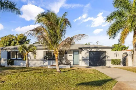 6072 15th Way N St Petersburg FL 33703