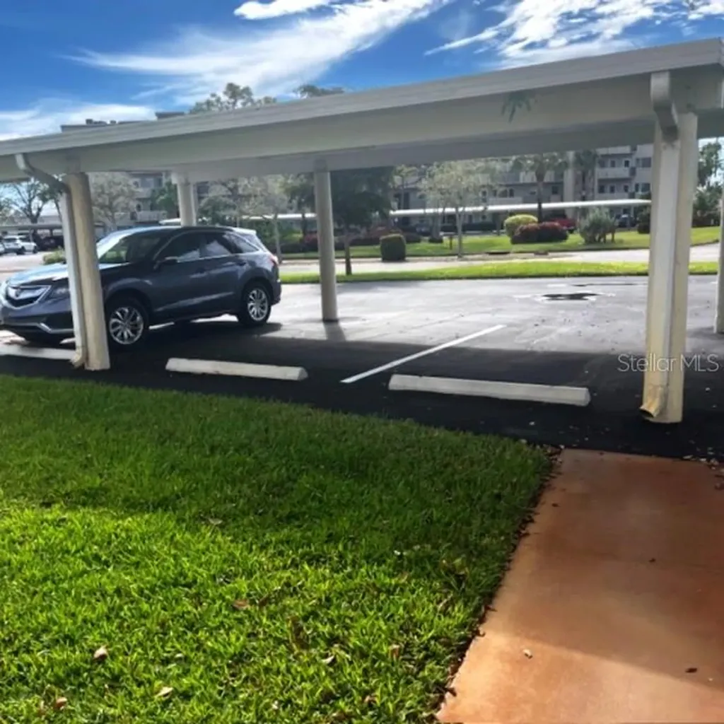 4200 SW Ironwood Circle Bradenton FL 34209