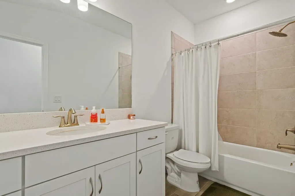 4119 Via Sienna Circle Sarasota FL 34243
