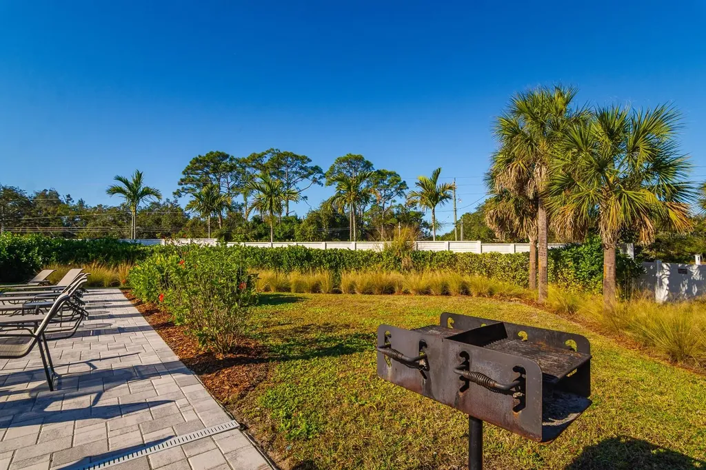4119 Via Sienna Circle Sarasota FL 34243
