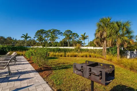 4119 Via Sienna Circle Sarasota FL 34243