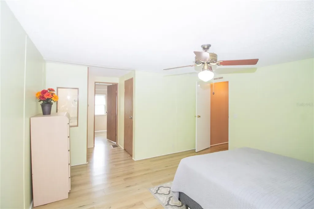 1664 Elkhart Circle Tavares FL 32778