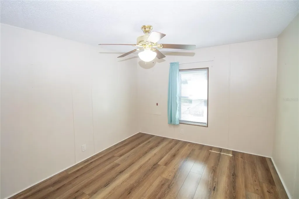 1664 Elkhart Circle Tavares FL 32778