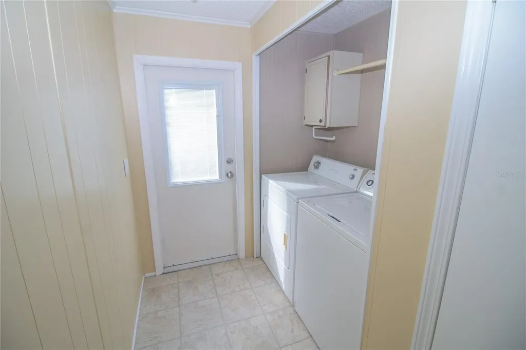 1664 Elkhart Circle Tavares FL 32778