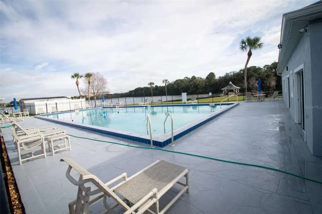 1664 Elkhart Circle Tavares FL 32778